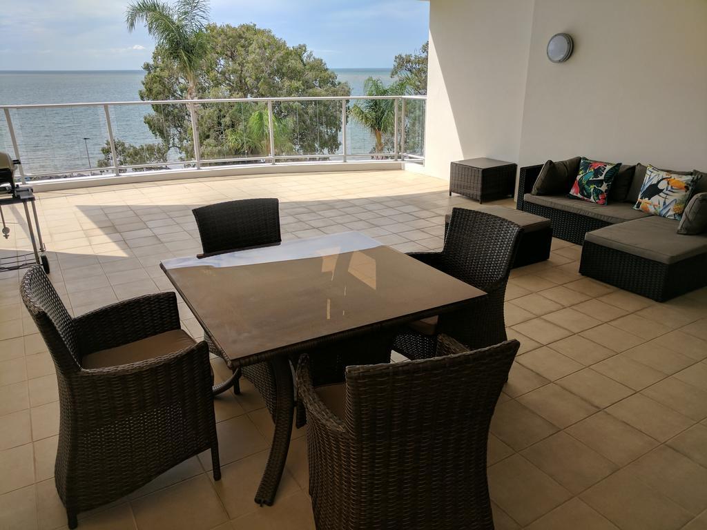 Pier Resort Urangan Kültér fotó