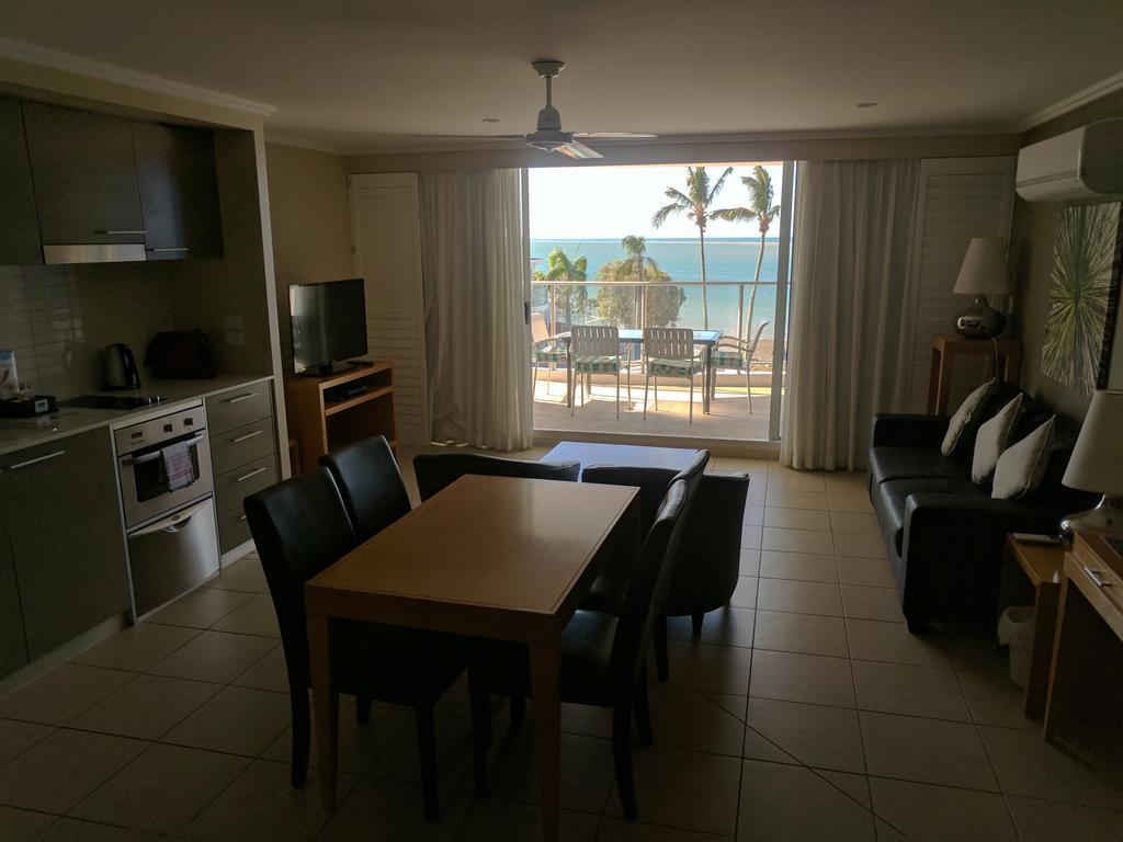Pier Resort Urangan Kültér fotó